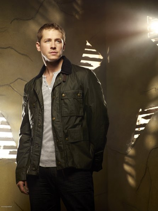 Illustration for article titled Once Upon a Time Cast Photos